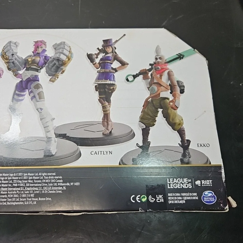 League of Legends NIB Dual Cities LIMITED 1st EDITION Champion Collection SEALED
